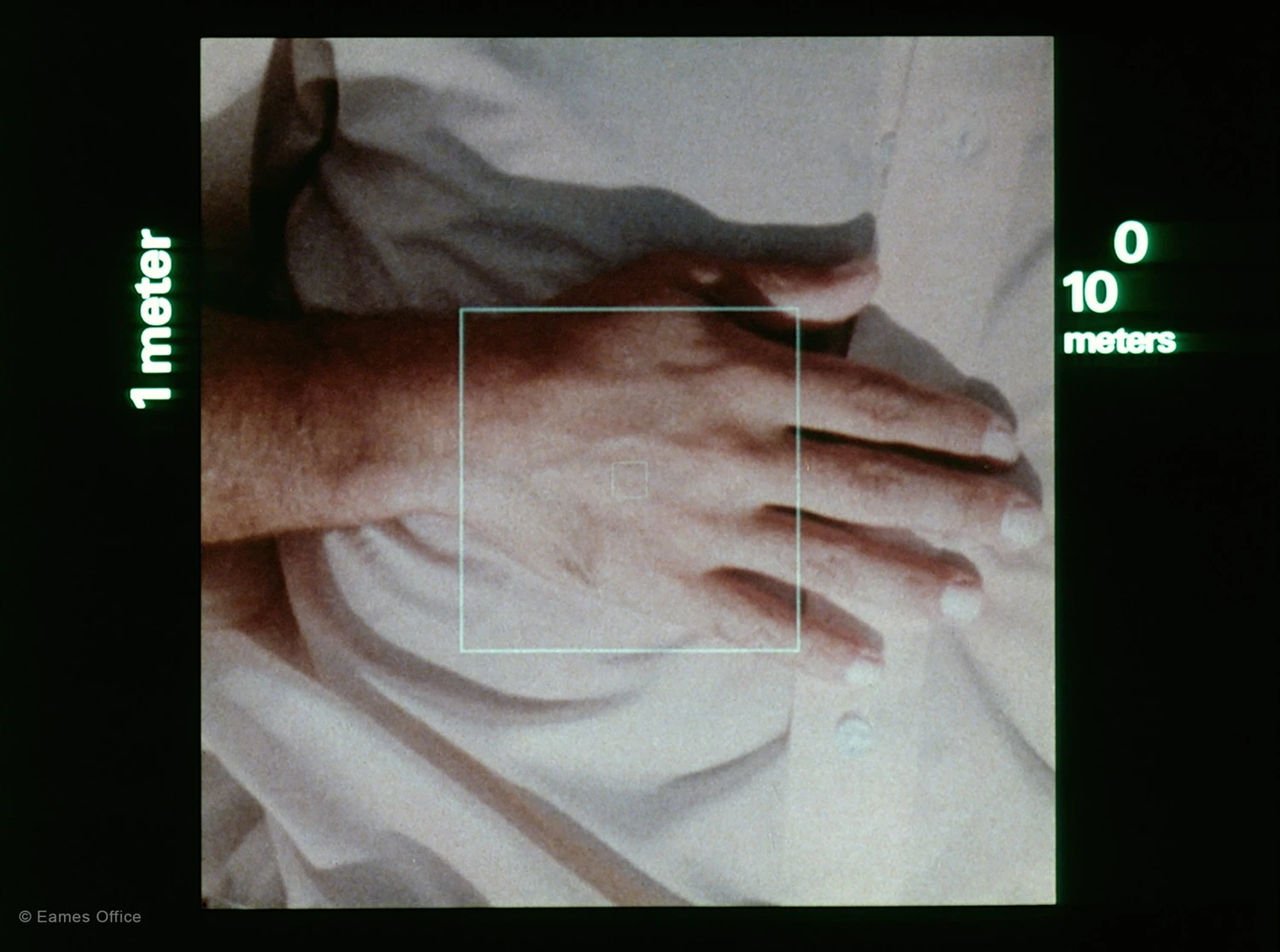 Still from <i>Powers of Ten and the Relative Size of Things in the Universe</i>, 1977, written and directed by Charles and Ray Eames. © 1977 Eames Office LLC.-圖片